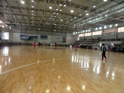 Clube Grená seleciona atletas para o Futsal