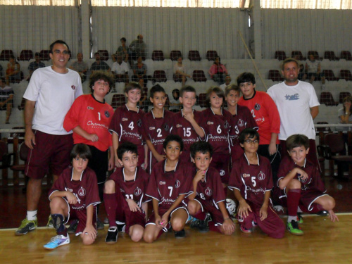 Escola de Futsal obtém 01 vitória e 01 derrota no Sindi