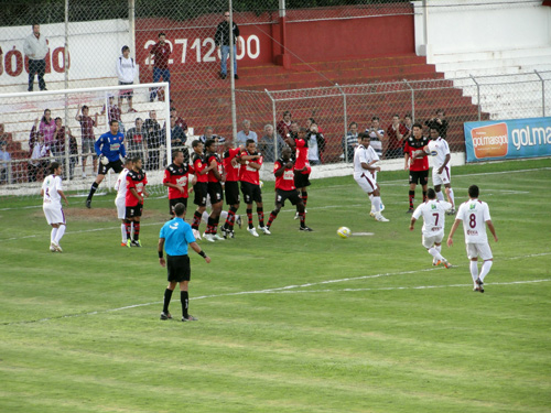 Moleque perde para o Oeste na Javari