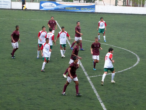 Sub 17 de Futebol de Campo estreia na Copa Ouro