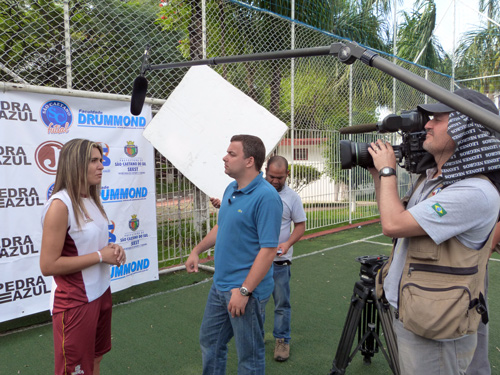 Equipe de Futebol Feminino participa do Esporte Fantástico