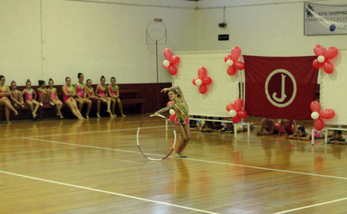 Clube realiza aulas teste de GR