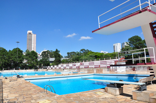 Juventus promove mergulho na piscina de Saltos