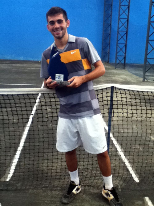 Tenista juventino consagra-se campeão da PM1