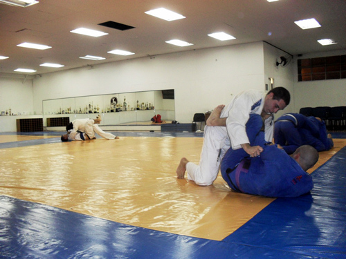 Juventus promove aulas Jiu Jitsu e MMA