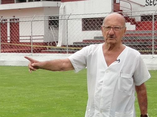 Elias Pássaro é homenageado no dia do massagista