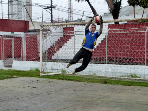 Moleque supera o Palmeiras B em amistoso