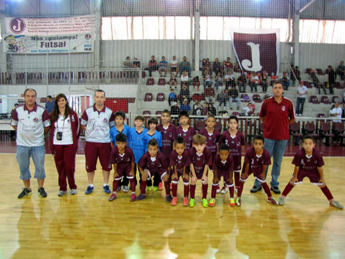 Sub 07 e Sub 08 batem as equipes de Ribeirão Pires