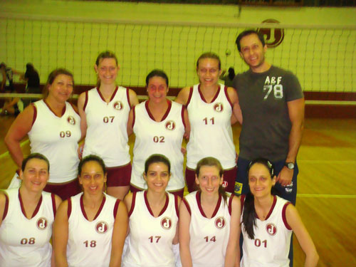 Vôlei Master C2 supera equipe da A.A.B.B