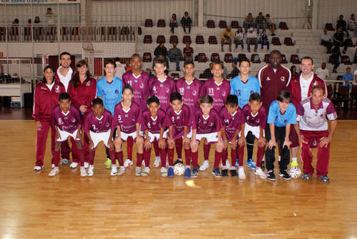 Equipes de Futsal obtêm 01 vitória, 01 empate e 01 derrota