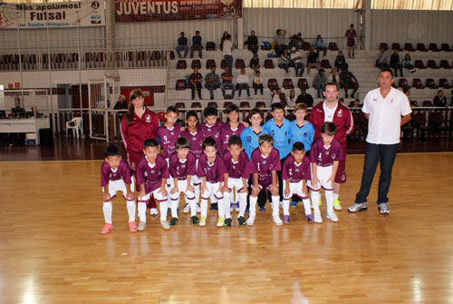 Sub 09 e Sub 13 conquistam vaga nas quartas do Estadual