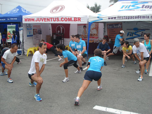 Equipe de Corrida participa da Track&Field