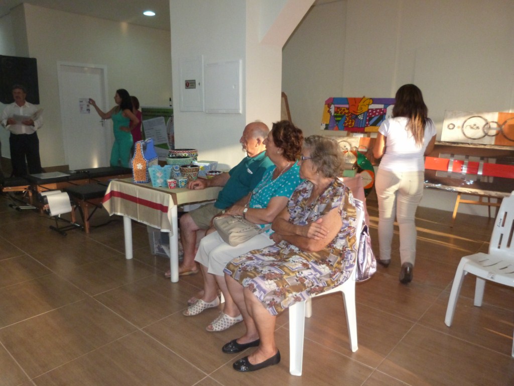 Clube promove Aulas de Ginástica no Sociocultural