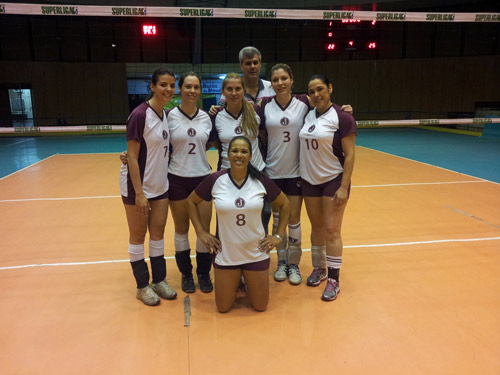 C1 de Vôlei bate Mangels