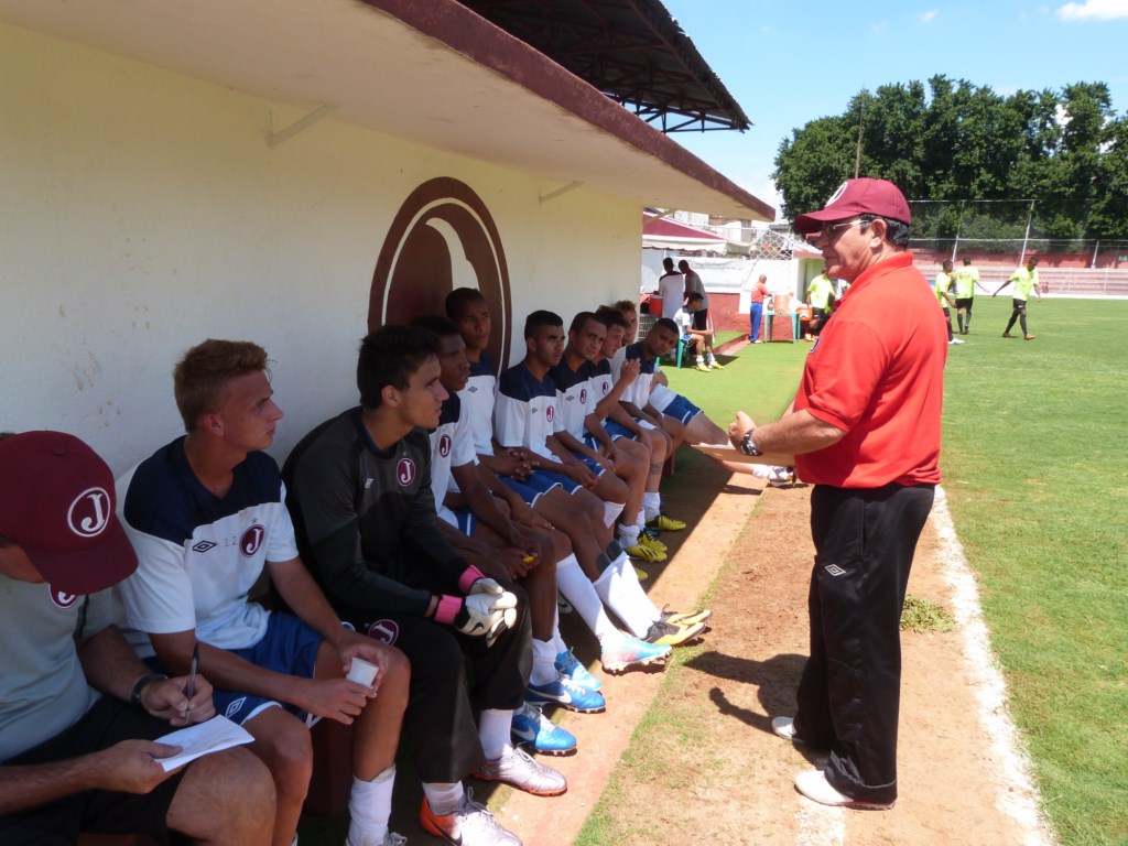 Sub 20 encara Atibaia em jogo-treino