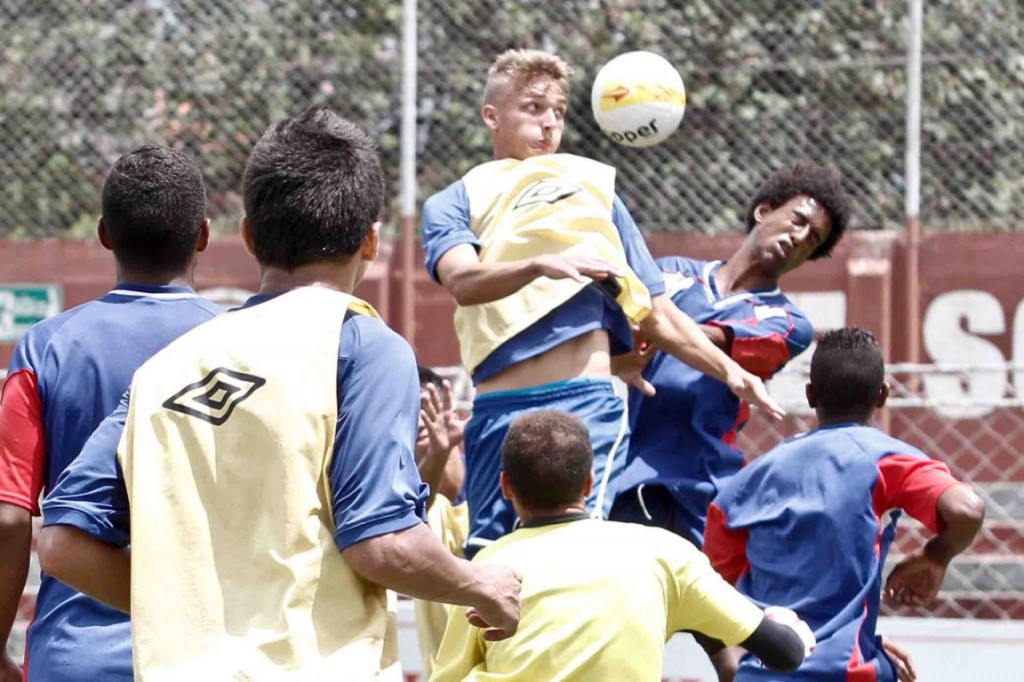 Sub 20 empata com o USAC
