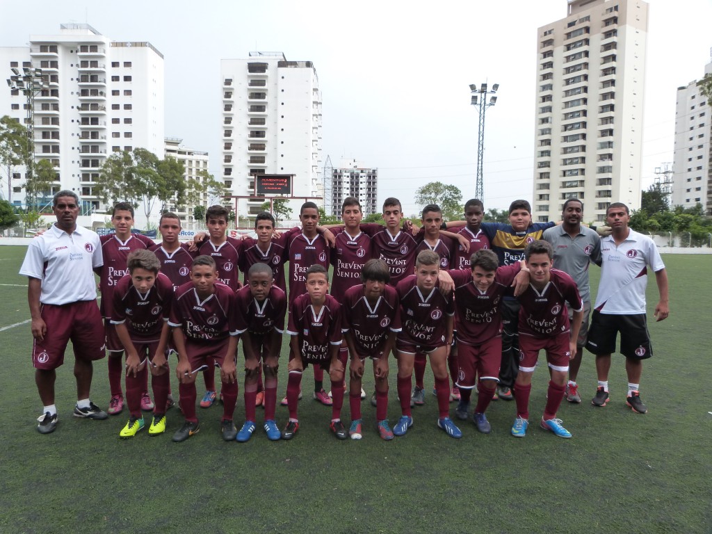 Sub 15 vence e Sub 13 perde no Interclubes