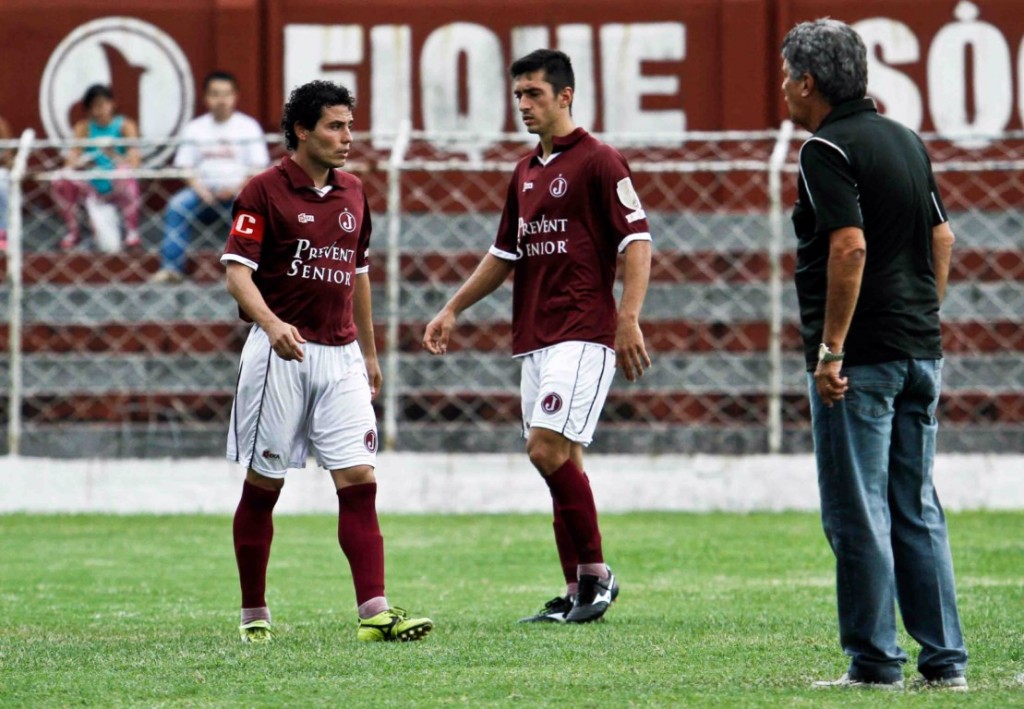 Moleque enfrenta Guaçuano em Itapira