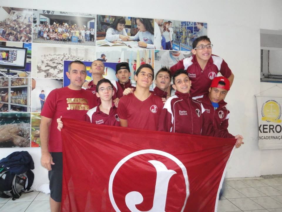 Nadadores juventinos fazem bonito no Campeonato Paulista Juvenil