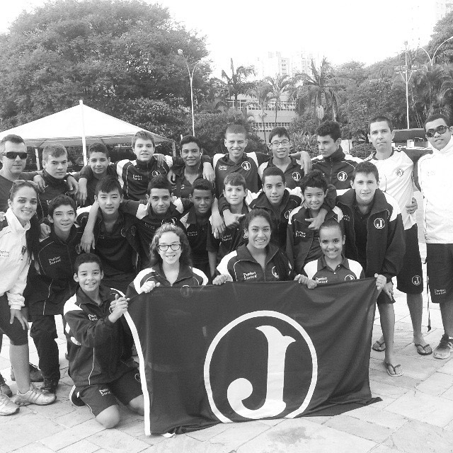 Juventinos buscam índices e melhores marcas no Regional de Natação