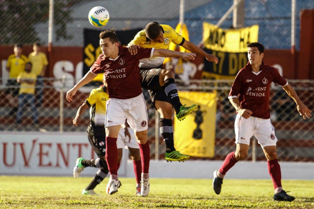 Time Grená é derrotado na Javari