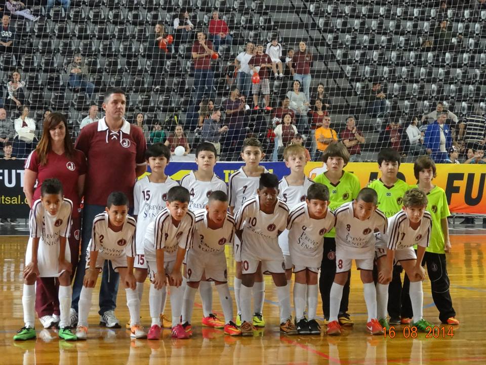 Moleque obtém 01 vitória, 01 empate e 03 derrotas na 3ª rodada do Metropolitano de Futsal