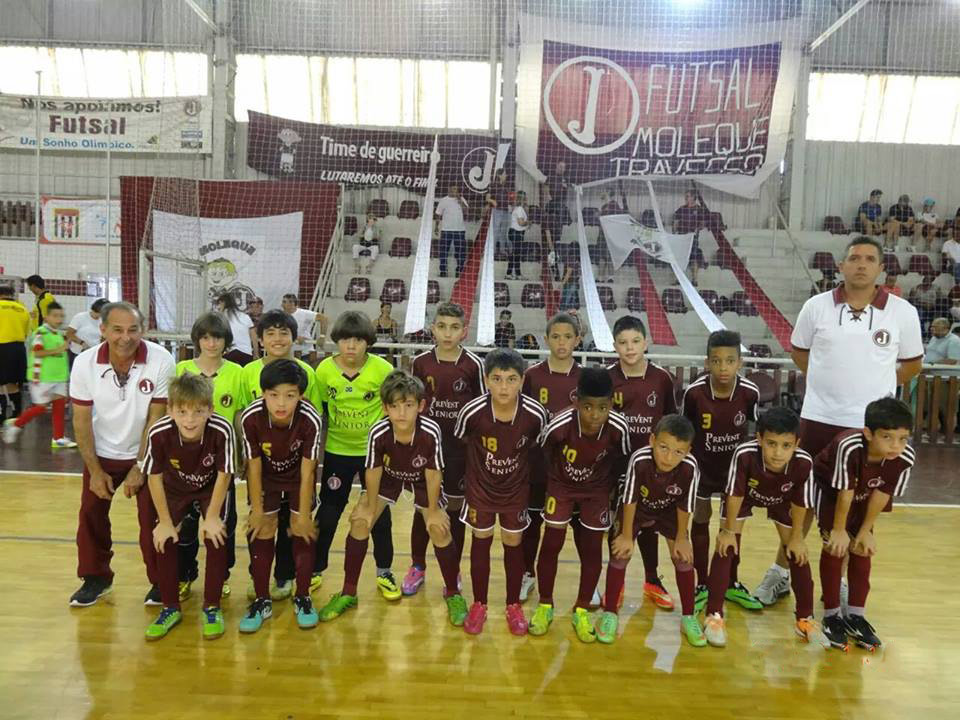 Equipes de Futsal se classificam para a 2ª Fase do Metropolitano