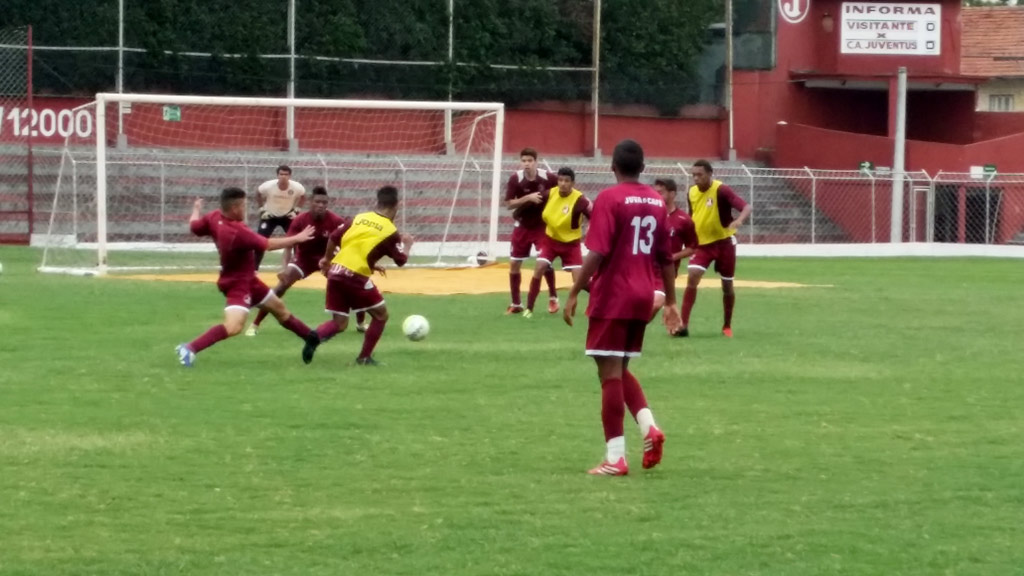 Sub 20 empata na estreia do Paulista 2015