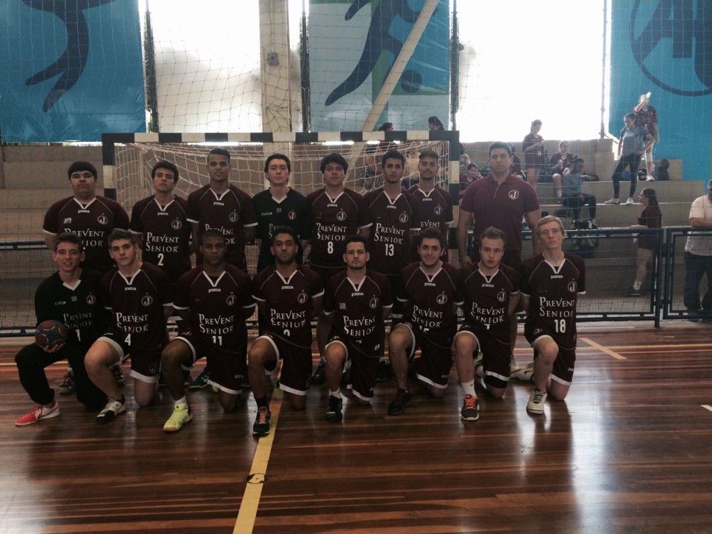 Clube promove peneiras de Handebol