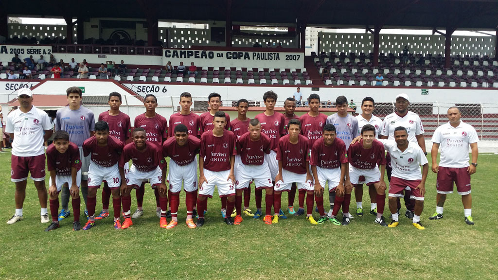 Sub 15 vence São Caetano e Sub 17 perde no Paulista