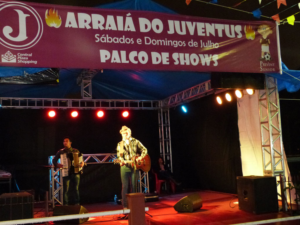Arraiá grená continua nos finais de semana de julho