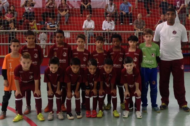 Sub 08 se classifica para a semifinal do Estadual de Futsal da Série A2