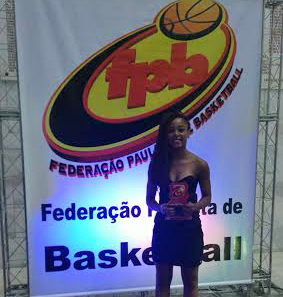 Geovana Thaina é premiada na categoria sub 13 de Basquete