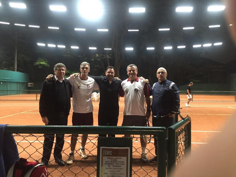 Moleque vence Paineiras no Interclubes de Tênis Principiantes acima de 50 anos