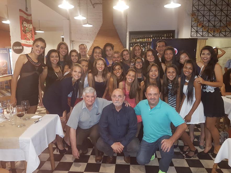 Equipe Feminina se despede de 2016 com festa e homenagens