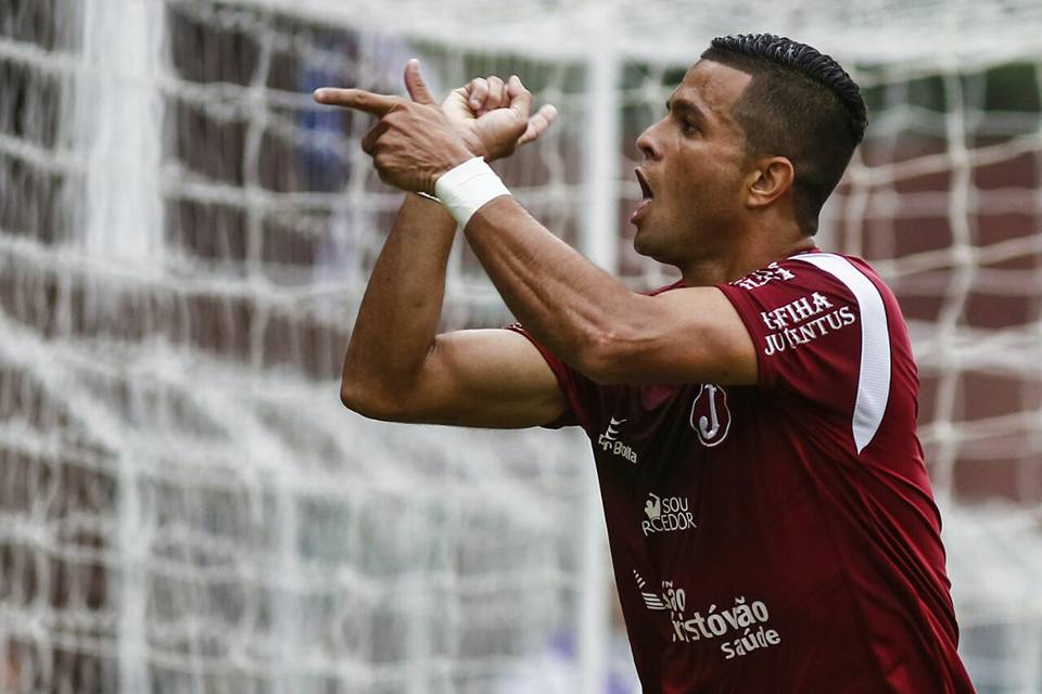 Juventus cria chances, mas cede empate ao Taubaté