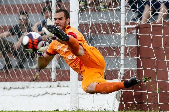 André pega pênalti e Juventus empata sem gols na Javari