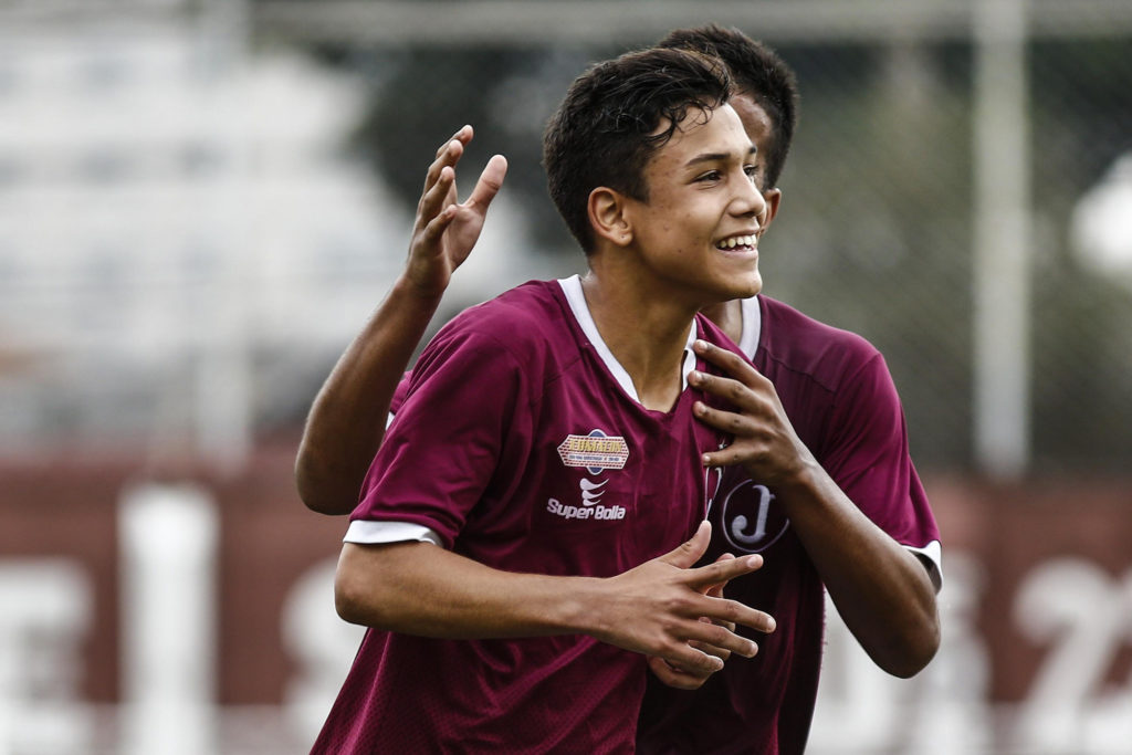 Sub 15 e Sub 17 vencem as equipes do GE Osasco na Javari