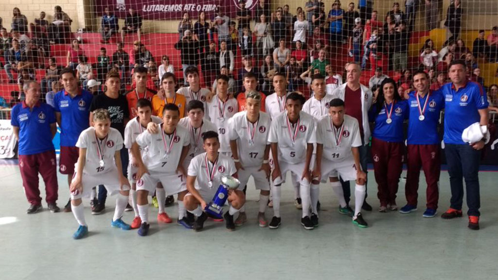Equipes de Futsal Sub 16 e Sub 18 se despedem do Estadual