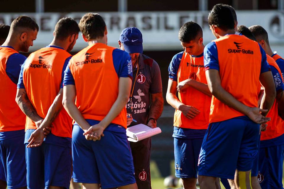 Juventus trabalha firme para o Derby