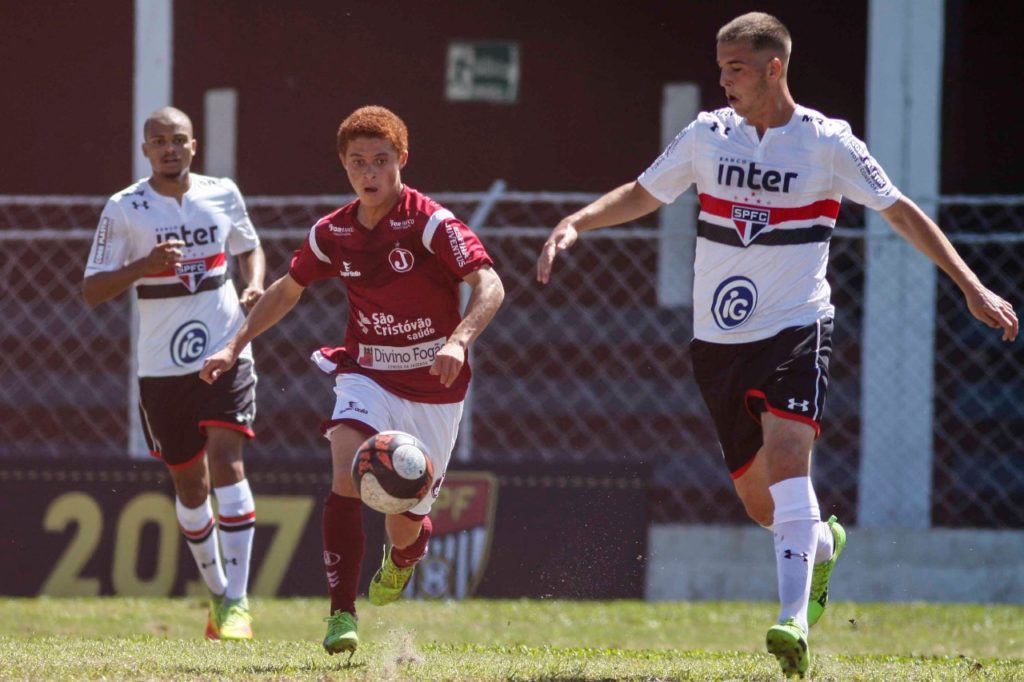 Sub 17 perde para o São Paulo e não tem mais chances de classificação