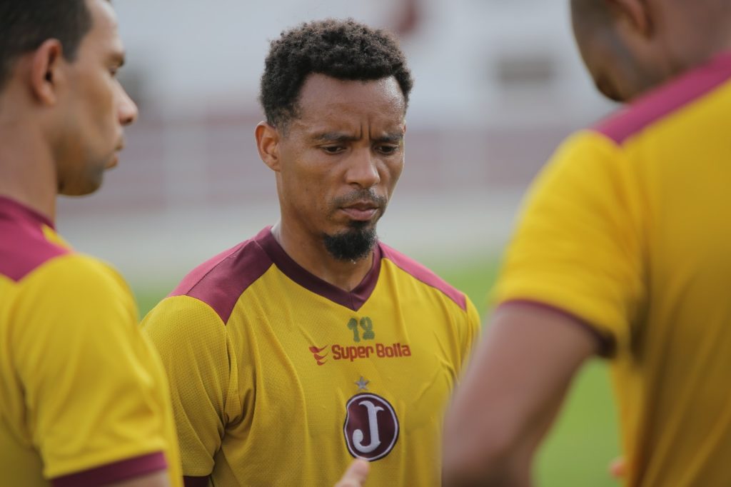 Rosinei conta com apoio da torcida na Série A2