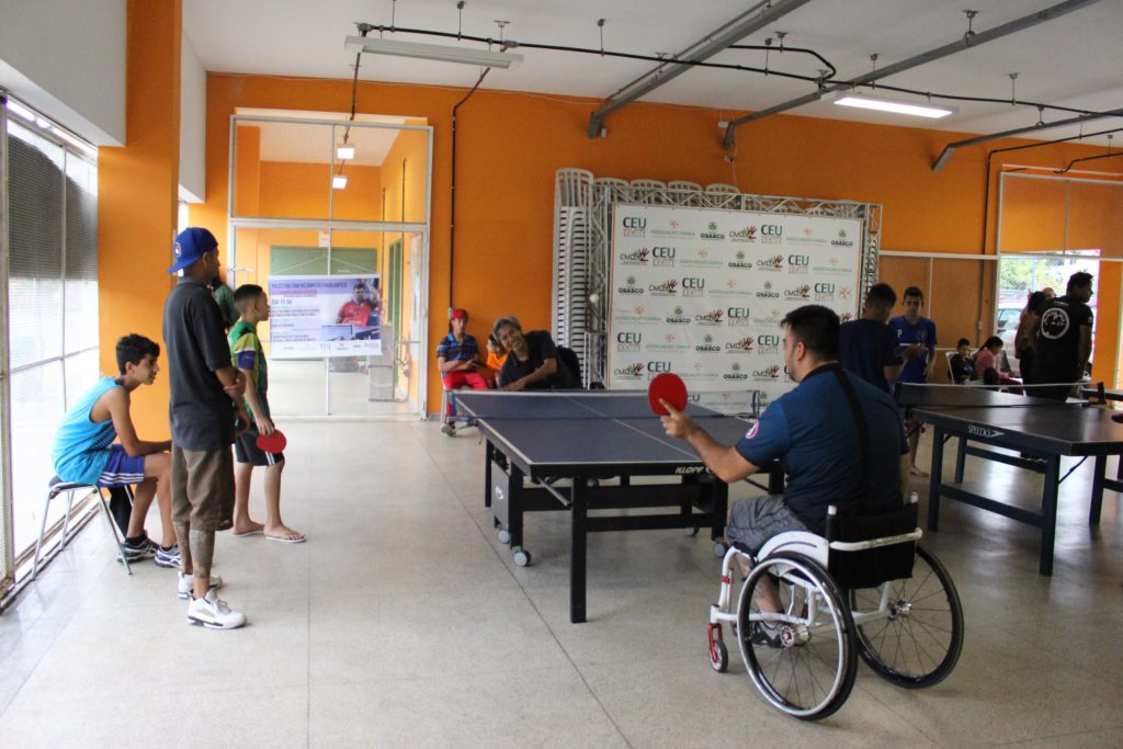 Atleta paralímpico do Juventus ministra palestra em Projeto Social