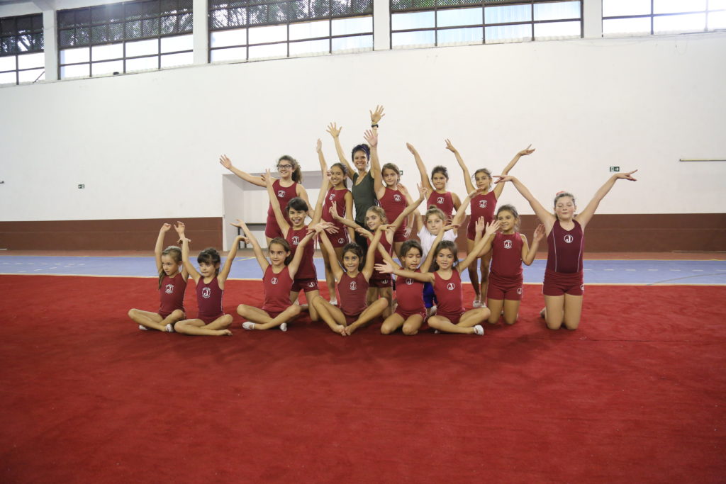 Ginástica Rítmica encanta com apresentações