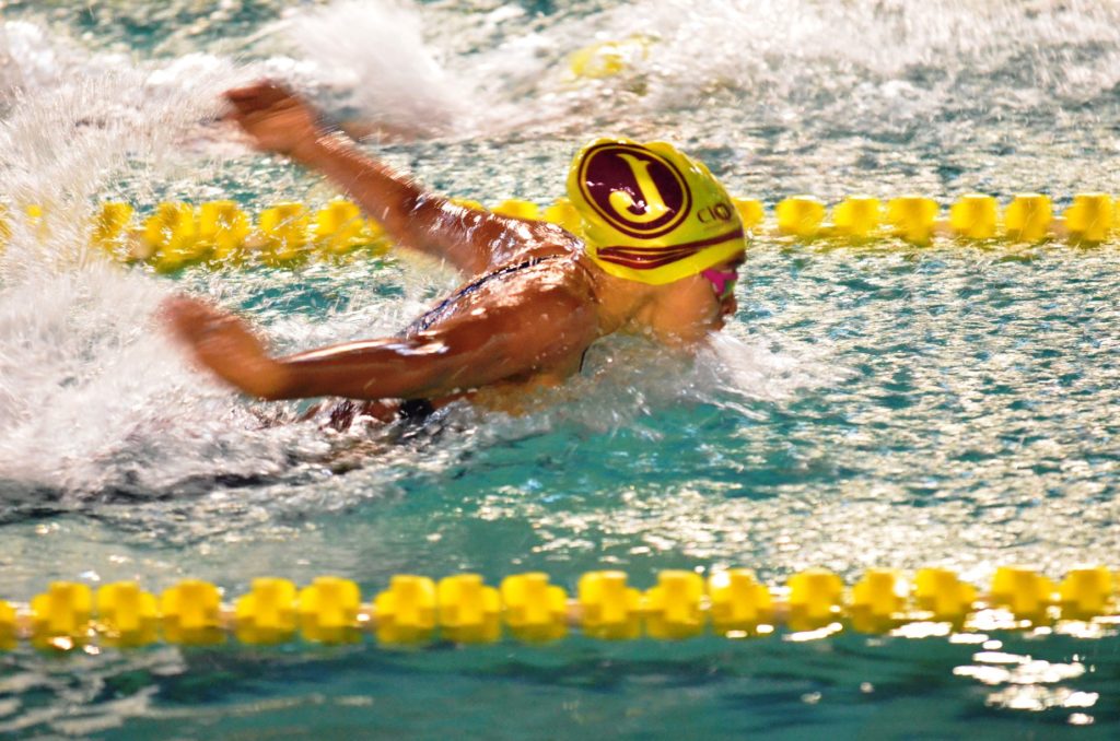 Laura Xavier é campeã no Brasileiro de Natação