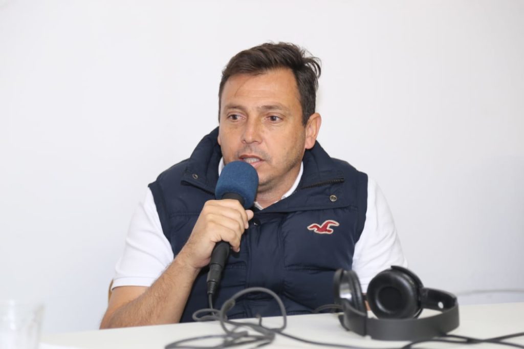 Equipe profissional de futebol se reapresenta na segunda-feira