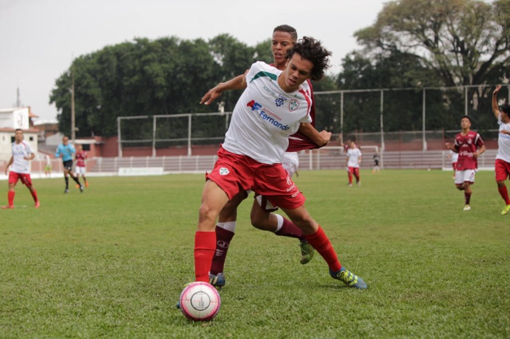 Em partida de seis gols, Sub-17 vence a Portuguesa