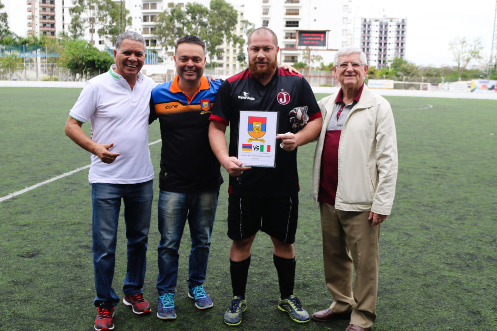 Jogo entre Associados e Comunidade Armênia ficam no empate sem gols