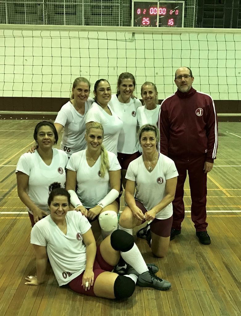 Vôlei Feminino: Master D vence e assume terceiro lugar na classificação