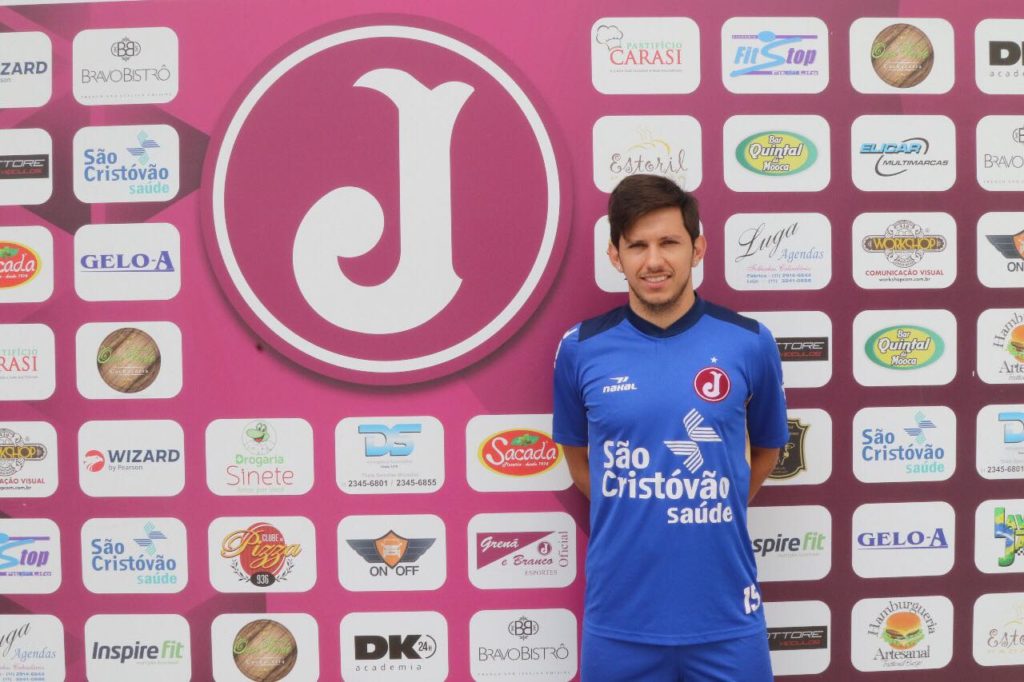 Reforço para A2: Moisés volta ao Moleque Travesso